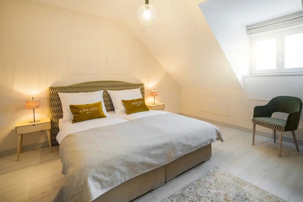 Standard-Doppelzimmer | Verdunkelungsvorhänge, kostenloses WLAN