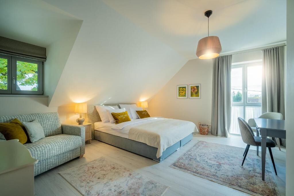 Deluxe Double Room | Blackout drapes, free WiFi, wheelchair access
