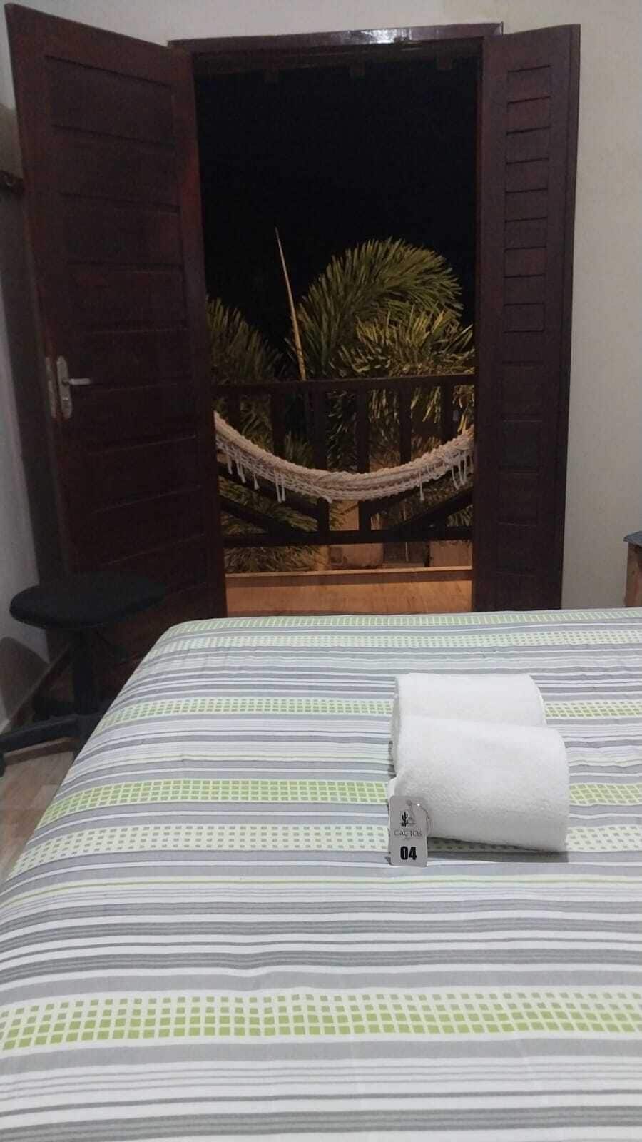 Chambre Confort | Espace de travail pour ordinateur portable, Wi-Fi gratuit