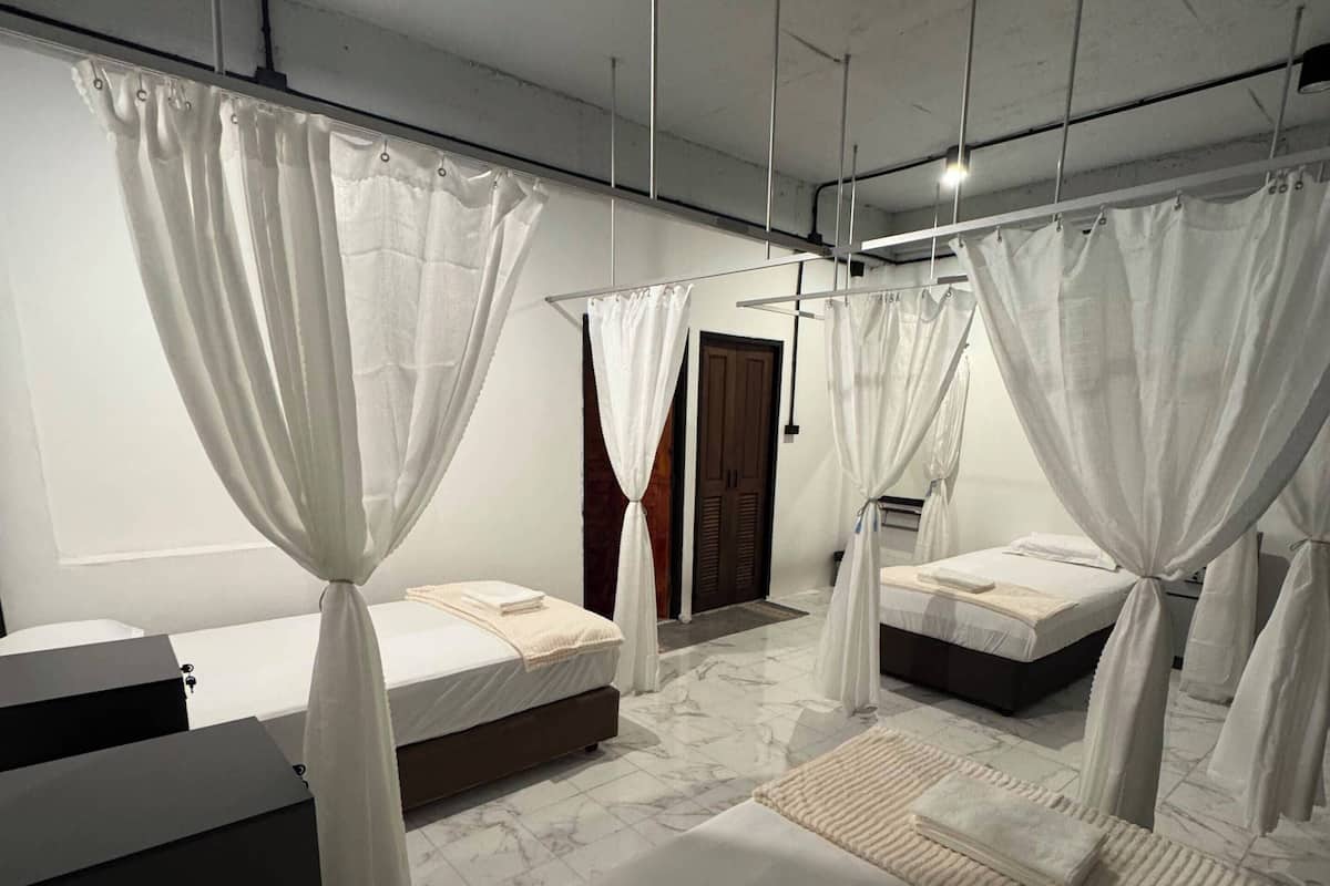 Comfort Shared Dormitory, Women only, City View | Iron/ironing board, free WiFi, bed sheets