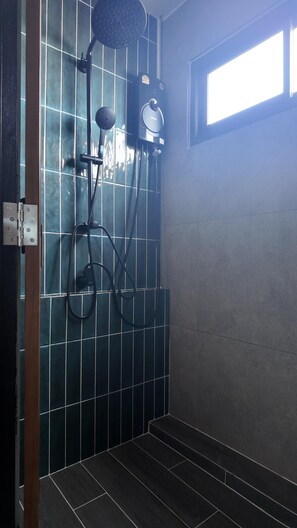 Basic Shared Dormitory, Mixed Dorm, Balcony, City View | Bathroom - Blend Hostel (Mueang Phuket District, Phuket)