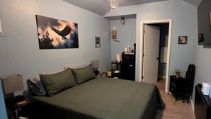 Room - Rustic Nature Cabin with Relaxing Accessible Stay in Mena, Arkansas (Mena)