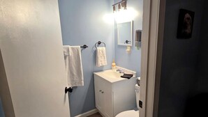 Bathroom - Rustic Nature Cabin with Relaxing Accessible Stay in Mena, Arkansas (Mena)