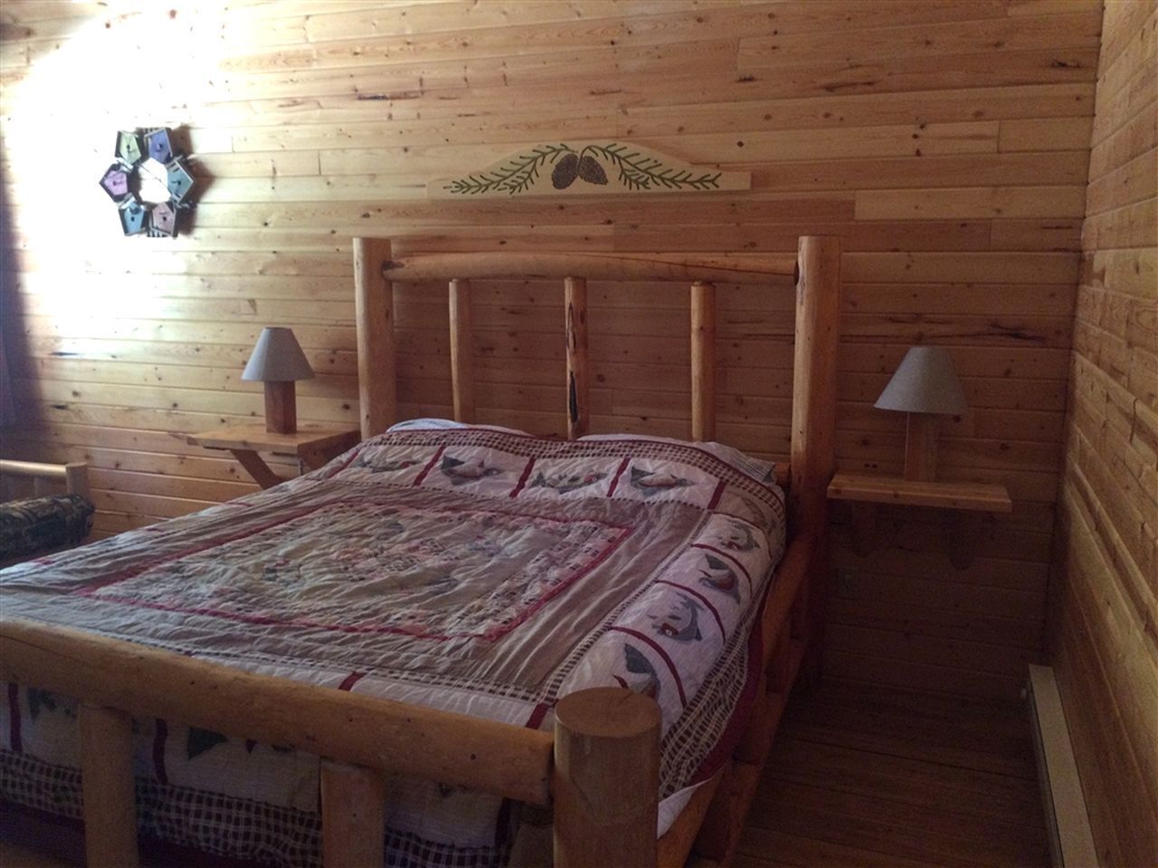 1 bedroom, desk, WiFi, bed sheets