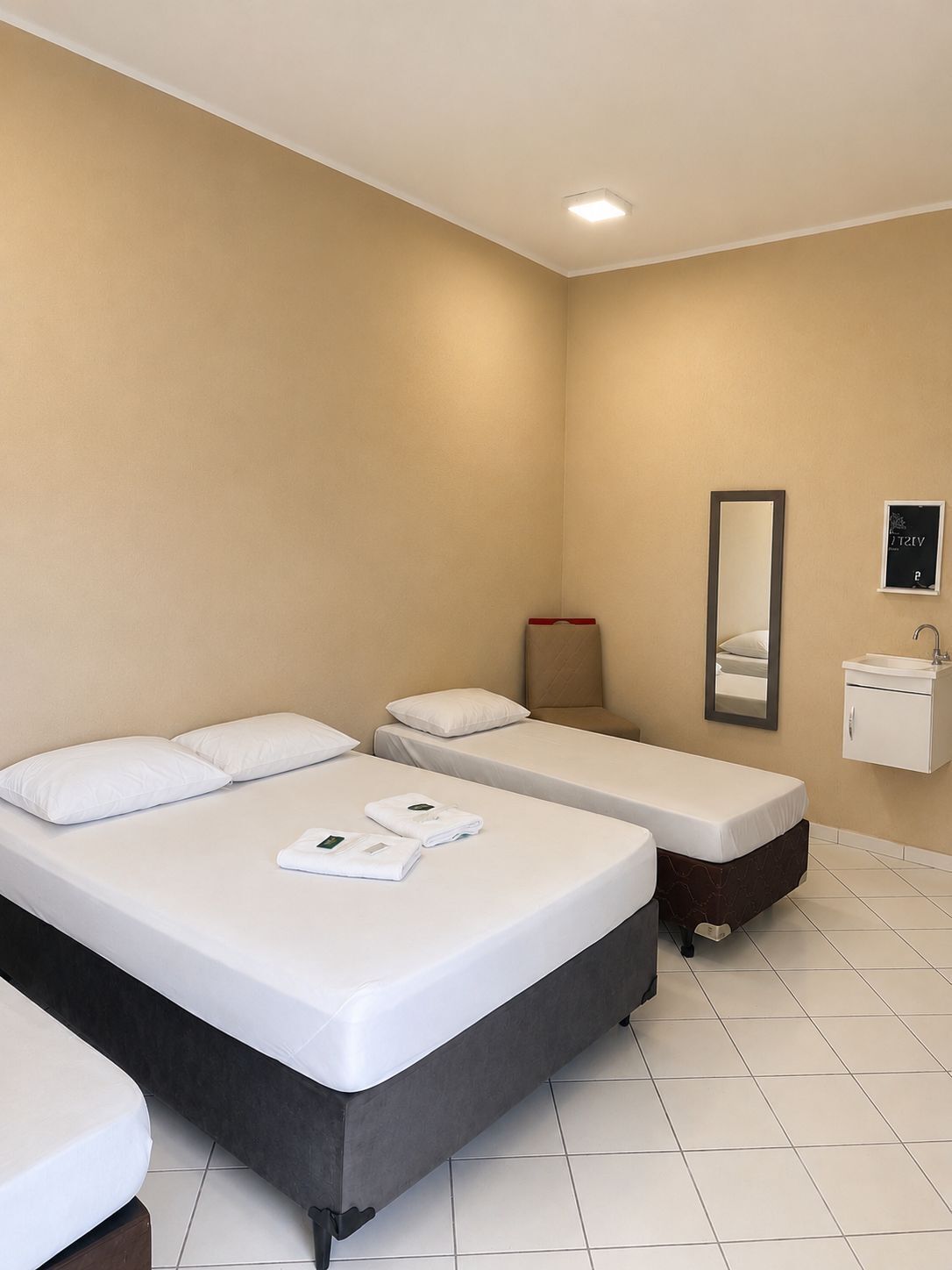 Kamar Double atau Twin Basic, balkon, pemandangan gunung