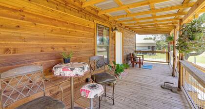 Romantic Wine Country Cabin Near Fredericksburg