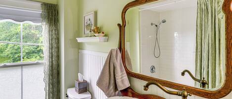 Hair dryer, towels