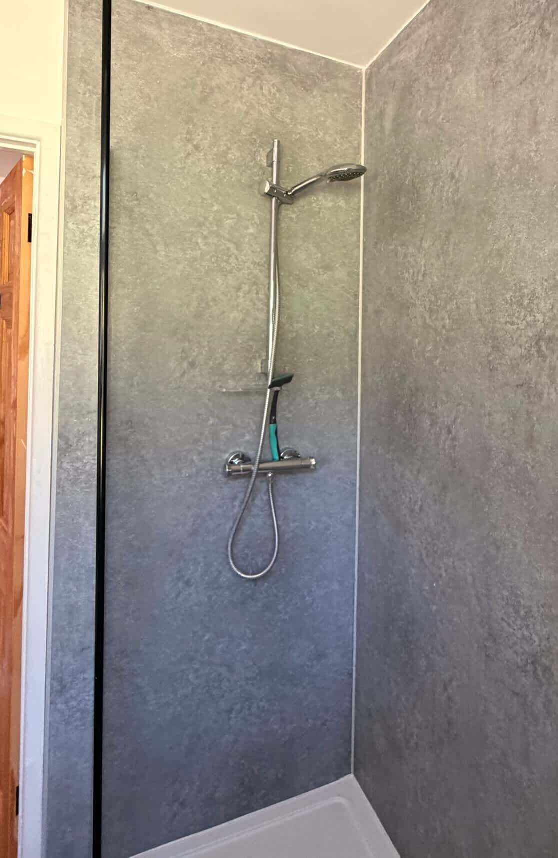Shower, hair dryer, shampoo