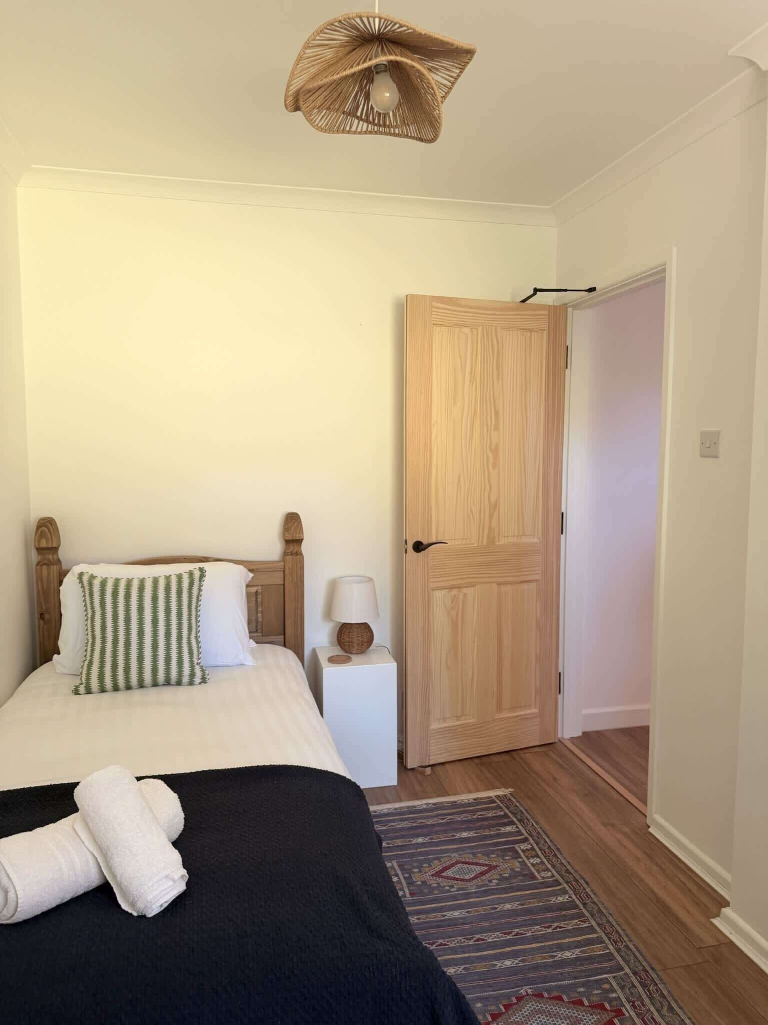 3 bedrooms, iron/ironing board, WiFi