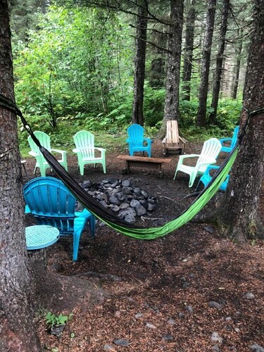 Alaskan Yurt Glamping, Perfect for a Couples Getaway