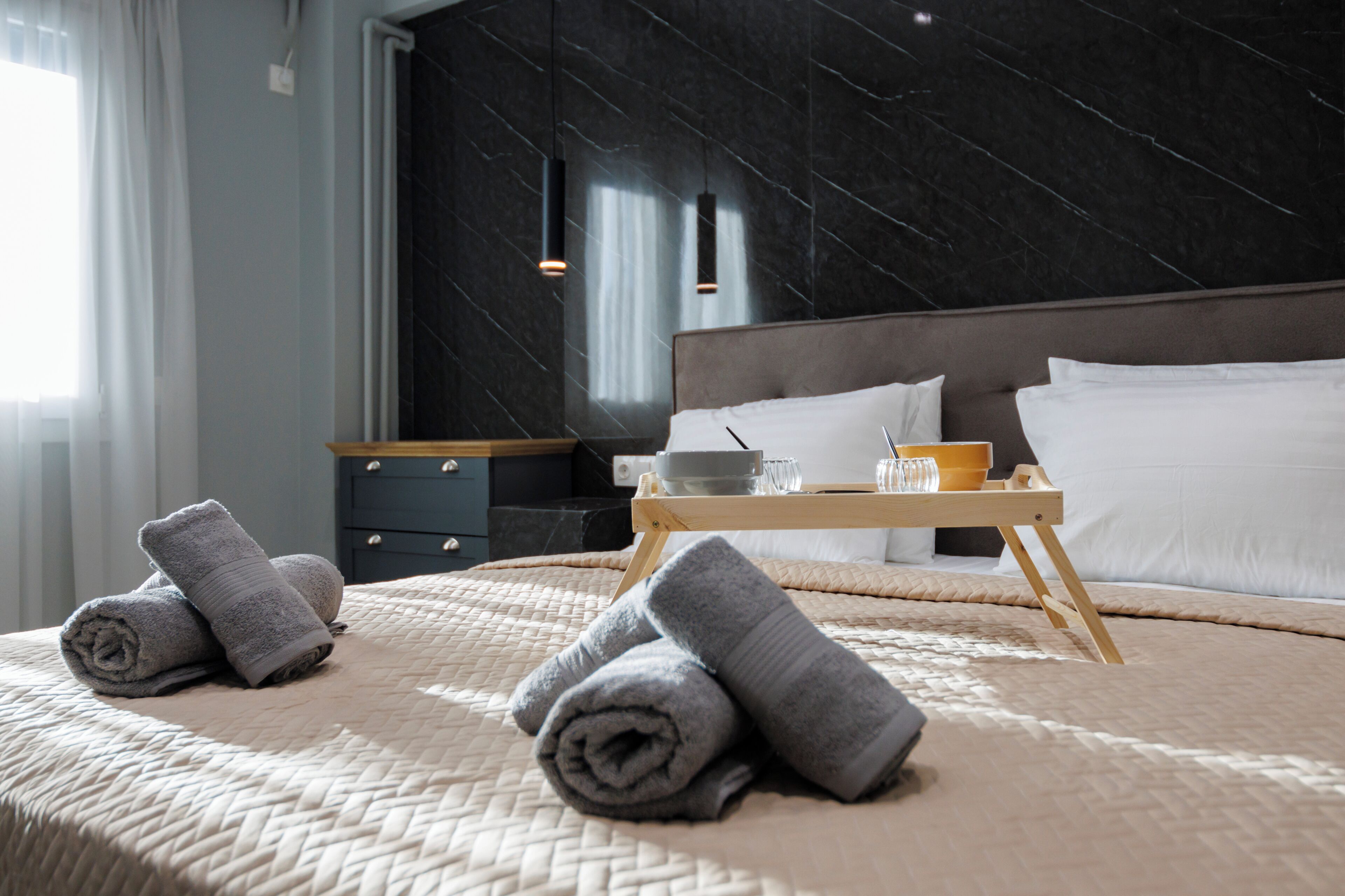 1 habitación, tabla de planchar con plancha, wifi gratis y ropa de cama 