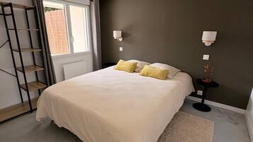 2 Schlafzimmer, Bügeleisen/Bügelbrett, kostenloses WLAN, Bettwäsche
