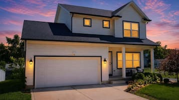 House, 4 Bedrooms | Exterior