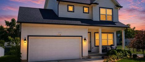 House, 4 Bedrooms | Exterior