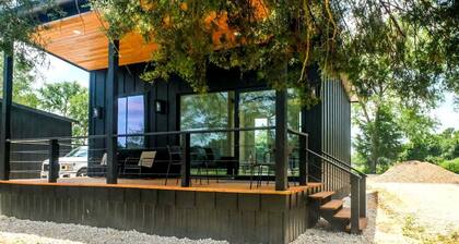 Cozy Tiny Home Escape with Pool, Goats & Firepits near Houston, Hempstead Texas