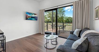 Cozy Tiny Home Escape with Pool, Goats & Firepits near Houston, Hempstead Texas