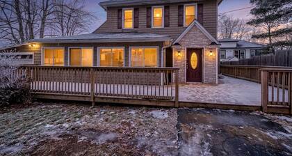 Swan Lake Large Family Cabin with Lake Views and Outdoor Fire Pit