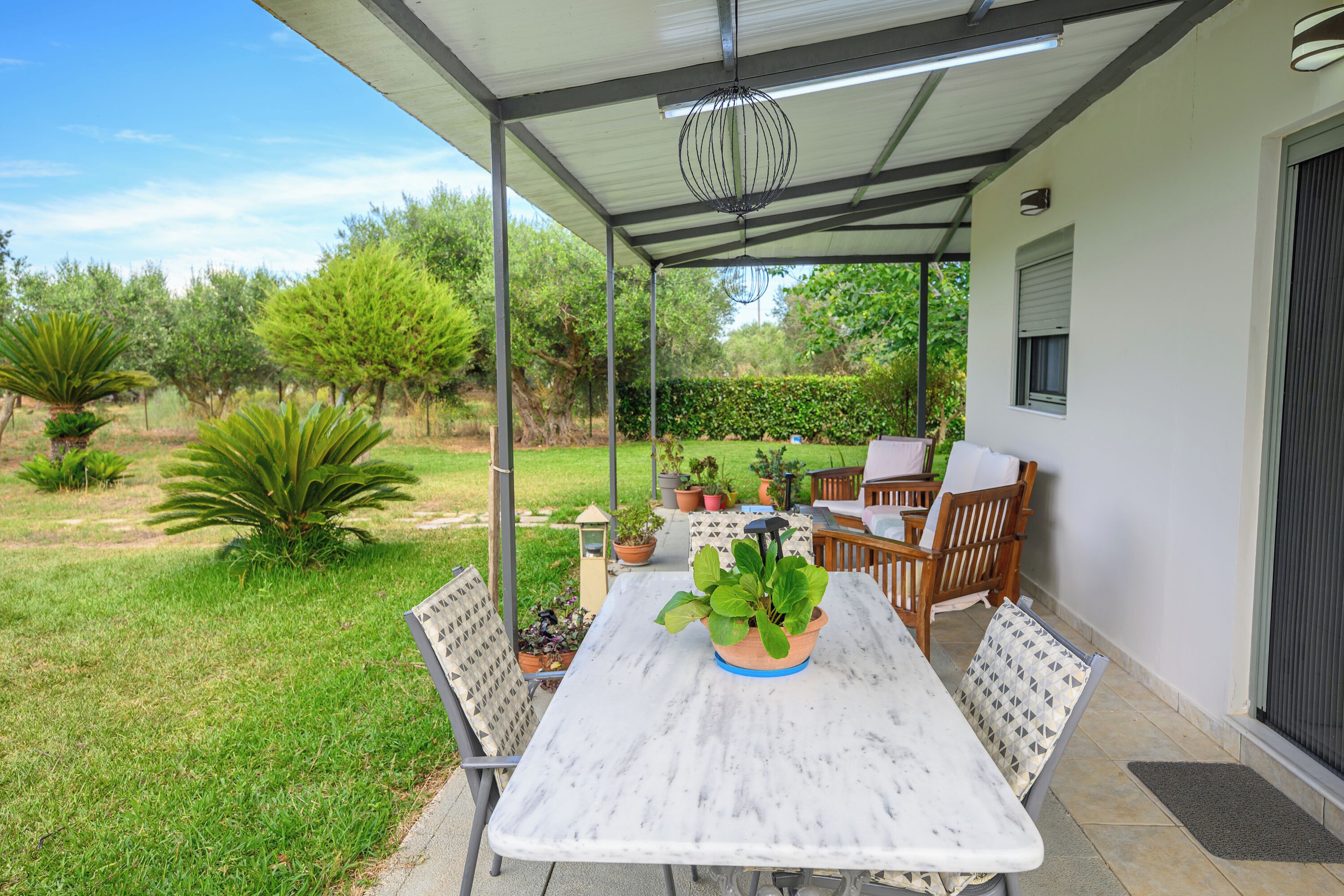 Family House, 2 Bedrooms, Microwave (Antonia's Olive Yard House) | Outdoor dining
