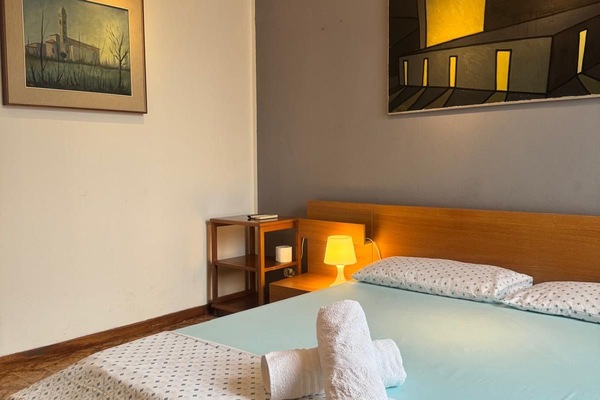 Double Room, 1 Queen Bed, Non Smoking | WiFi (free)