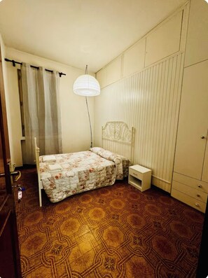 Unclassified image, 5 of 30, button - Bnb Fantasia (Bologna)