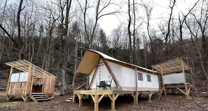 Romantic Glamping Tent Amazing for a Couples Escape in Moravian Falls, North Carolina