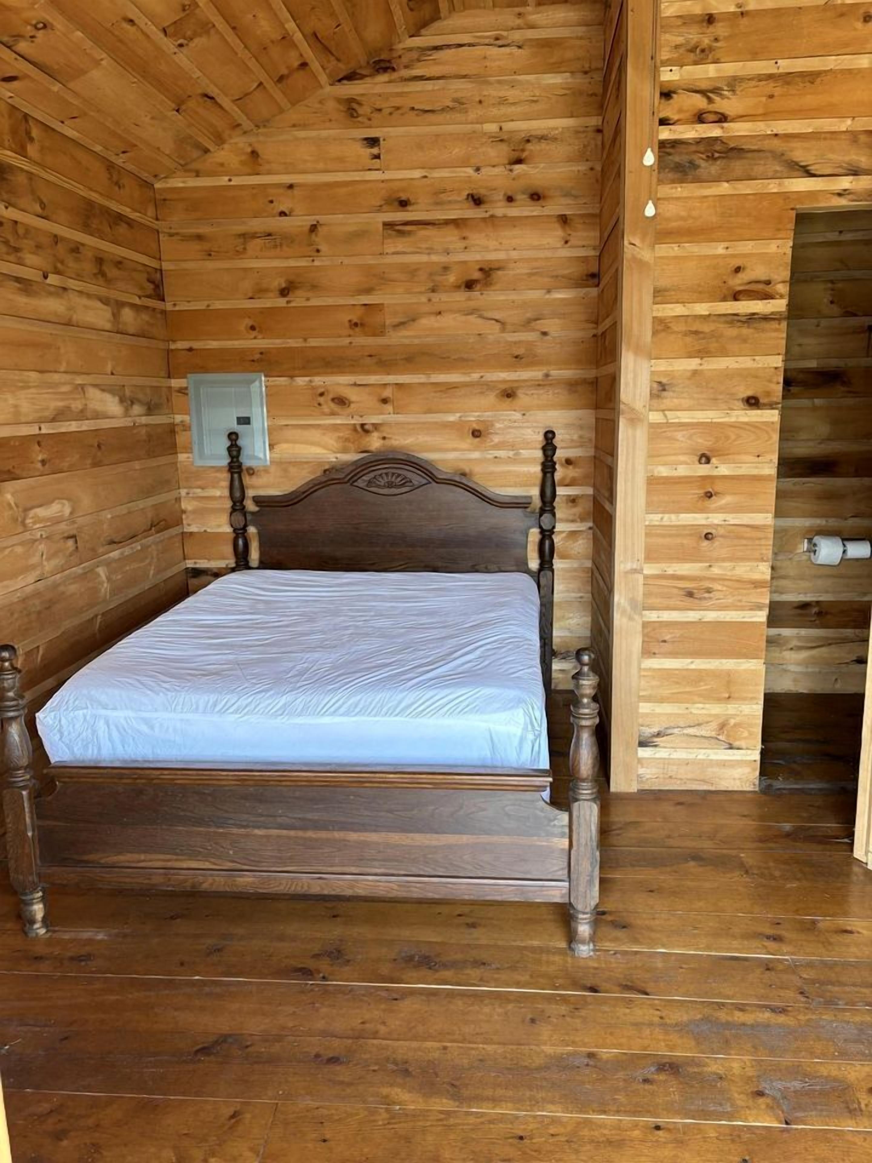 1 dormitorio y escritorio