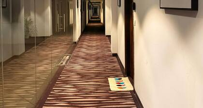 Lux Loft Studio w/ Balcony in Gurgaon with Pool Access