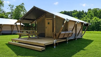 Buiten dineren