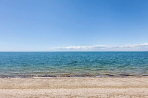 Beach nearby - Elegant Oceanfront Cottages with Private Beach Access in North Truro, Massachusetts (North Truro)