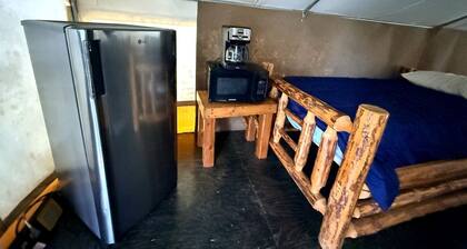 Peaceful Affordable Glamping Tent with Scenic Nature Views near San Diego in Pauma Valley, California