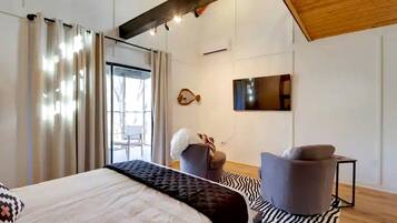 2 bedrooms, WiFi, bed sheets