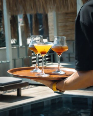 Outdoor dining - aterna hotel (dikili)