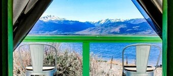 Cozy Lakeside Glamping Cabin with Mountain Views near Eastern Sierra, California