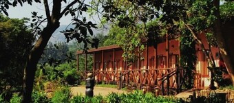 Mvubu Falls Lodge