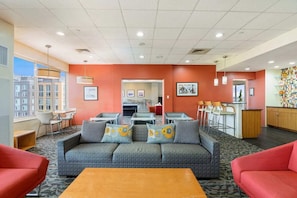 Sala de estar en el lobby