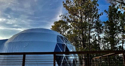 Beautiful Dome with Fire Pit in Hermosa, South Dakota
