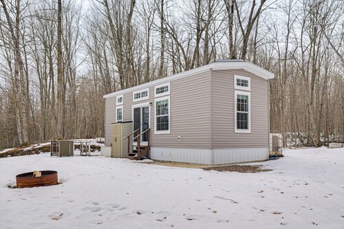 Lakefront Tiny Home w/ Dock Near Chetek!