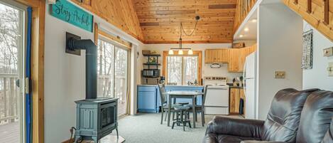 House (2 Bedrooms) | Interior