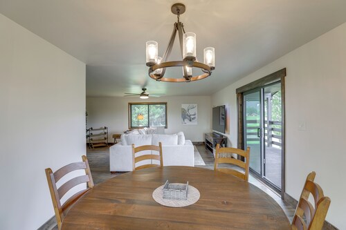 Private Mountain View Retreat Near Glacier