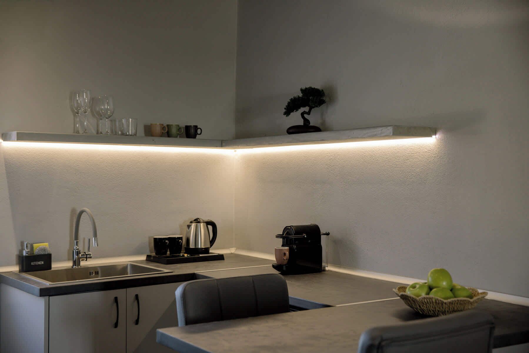 Wasserkocher mit Kaffee-/Teezubehör, Herdplatte, Wasserkocher, Toaster