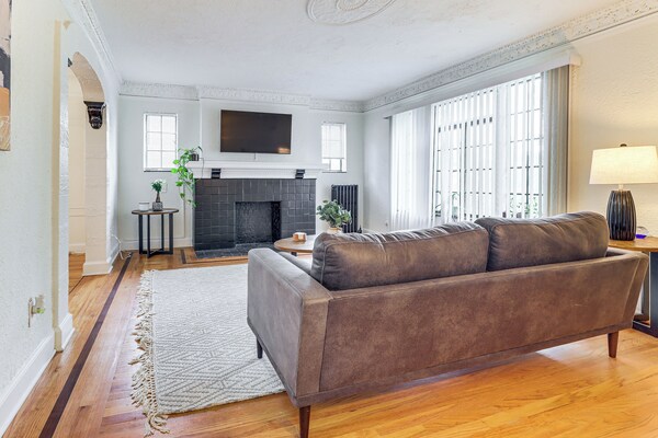 Spacious Detroit Tudor W/ Patio & Workspace! - Detroit, MI