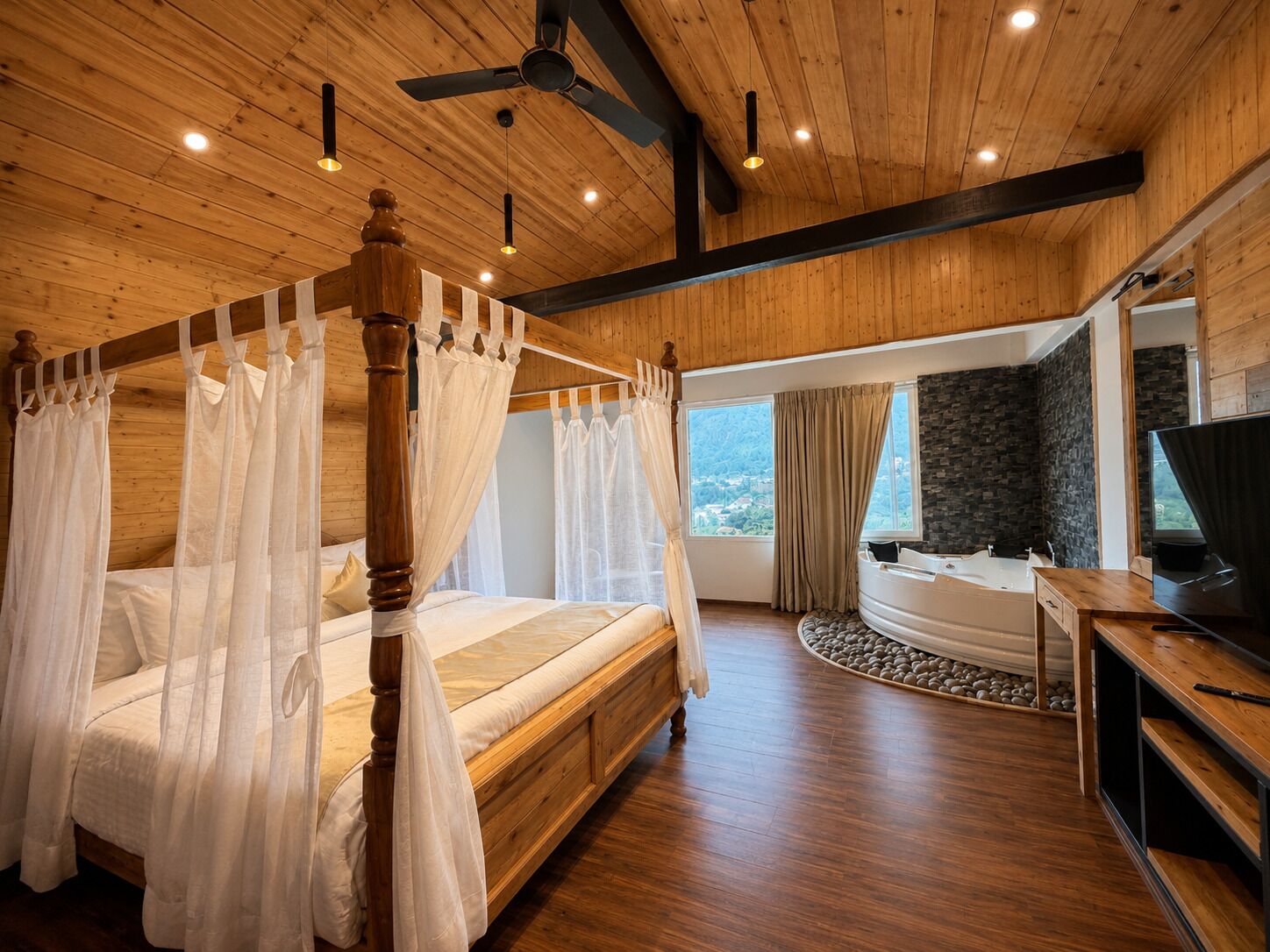 Comfort Suite, Balcony, Mountain View | WiFi (free)