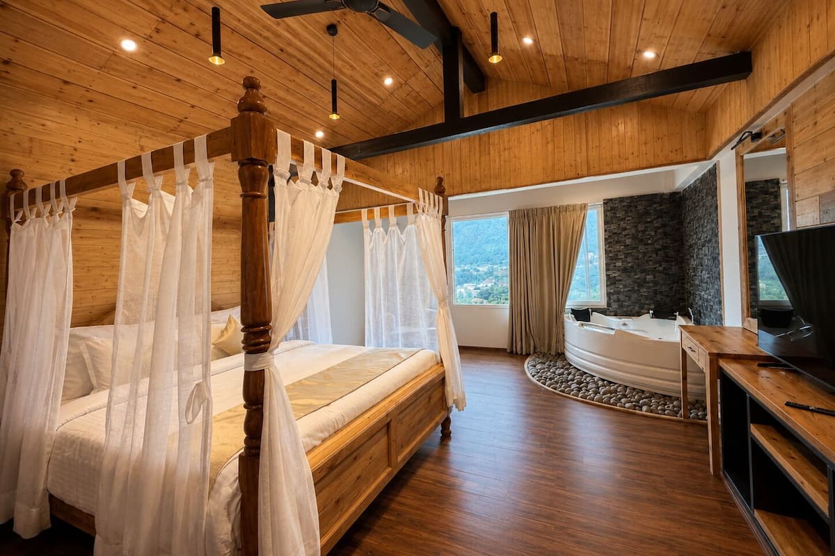 Comfort Suite, Balcony, Mountain View | WiFi (free)