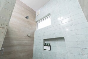 Bathroom - Loft cómodo en Mitras Centro | Metro a pasos (Monterrey)