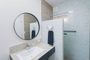Bathroom - World Cup 2026 Monterrey | Central loft + Metro (Monterrey)