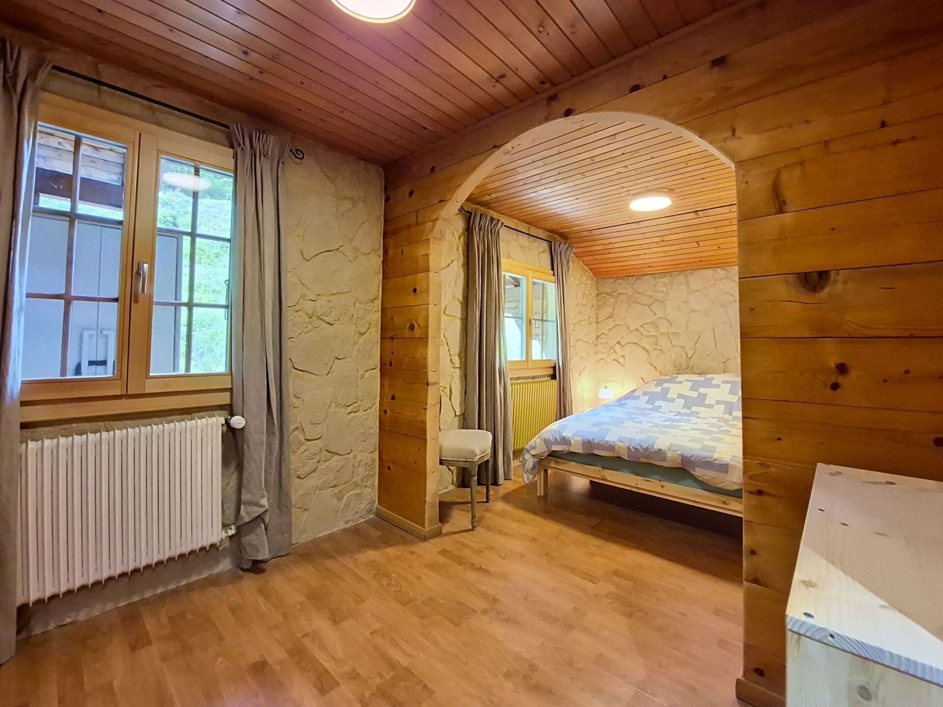 Bois, Design Intérieur, Plafond, Sol, Sol, Pièce, Meubles, Tache De Bois, Lit, Chambre