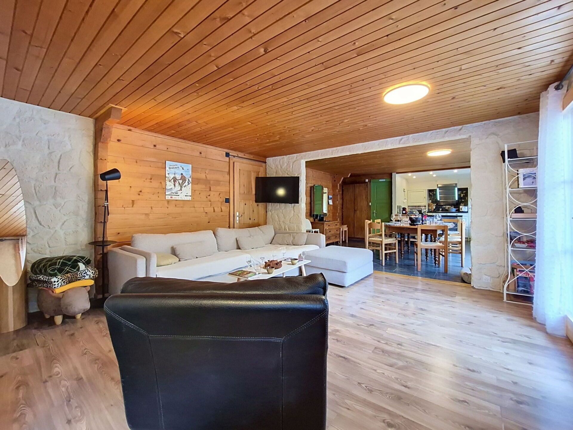 Gemütliche Wohnung Für 8 Gäste Mit  W-lan, Tv, Balkon, Haustiere Erlaubt Und Panoramablick - Arolla