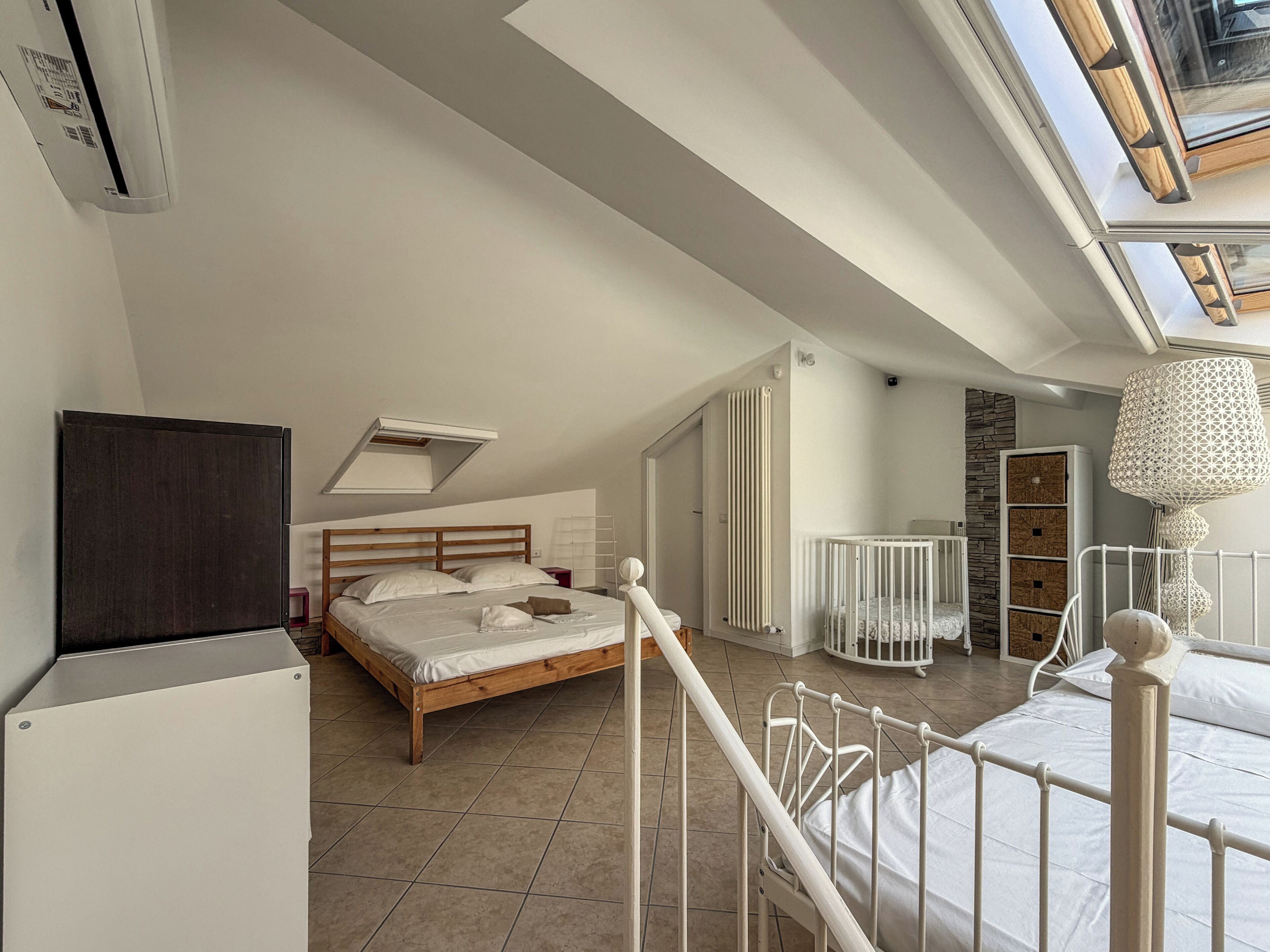 Apartment, Balkon | Bügeleisen/Bügelbrett, kostenloses WLAN
