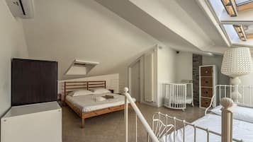 Apartment, Balcony | Iron/ironing board, free WiFi