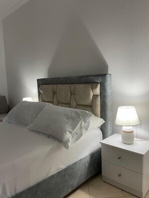 Studio, Balkon, Stadtblick | Bügeleisen/Bügelbrett, WLAN